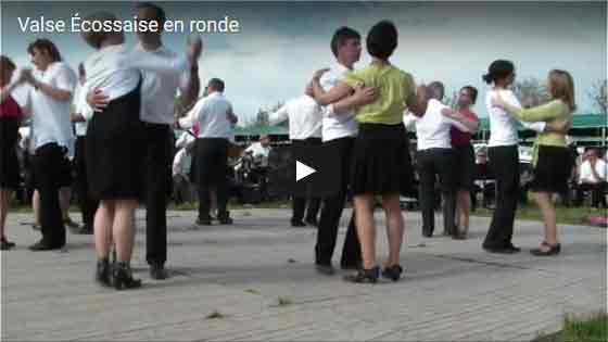 Valse écossaise en ronde